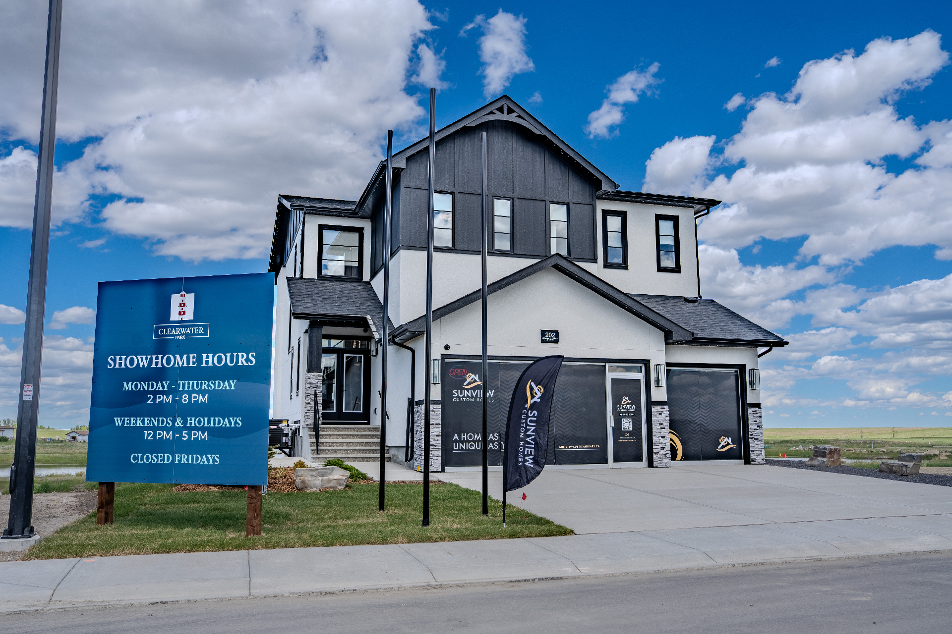 Modern black-and-white Clearwater Park showhome